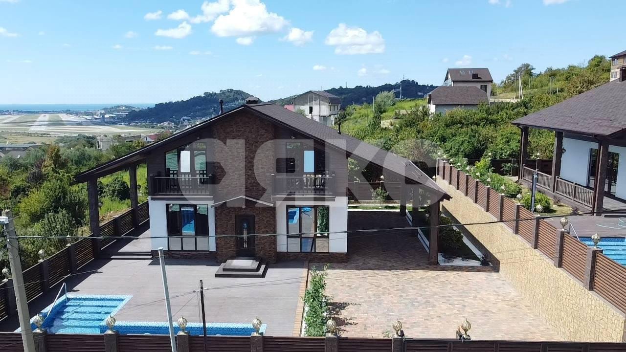 Фото №3: Дом 194 м² + 4.2 сот. - Черешня, р. Адлерский, ул. Пермская, 23/2