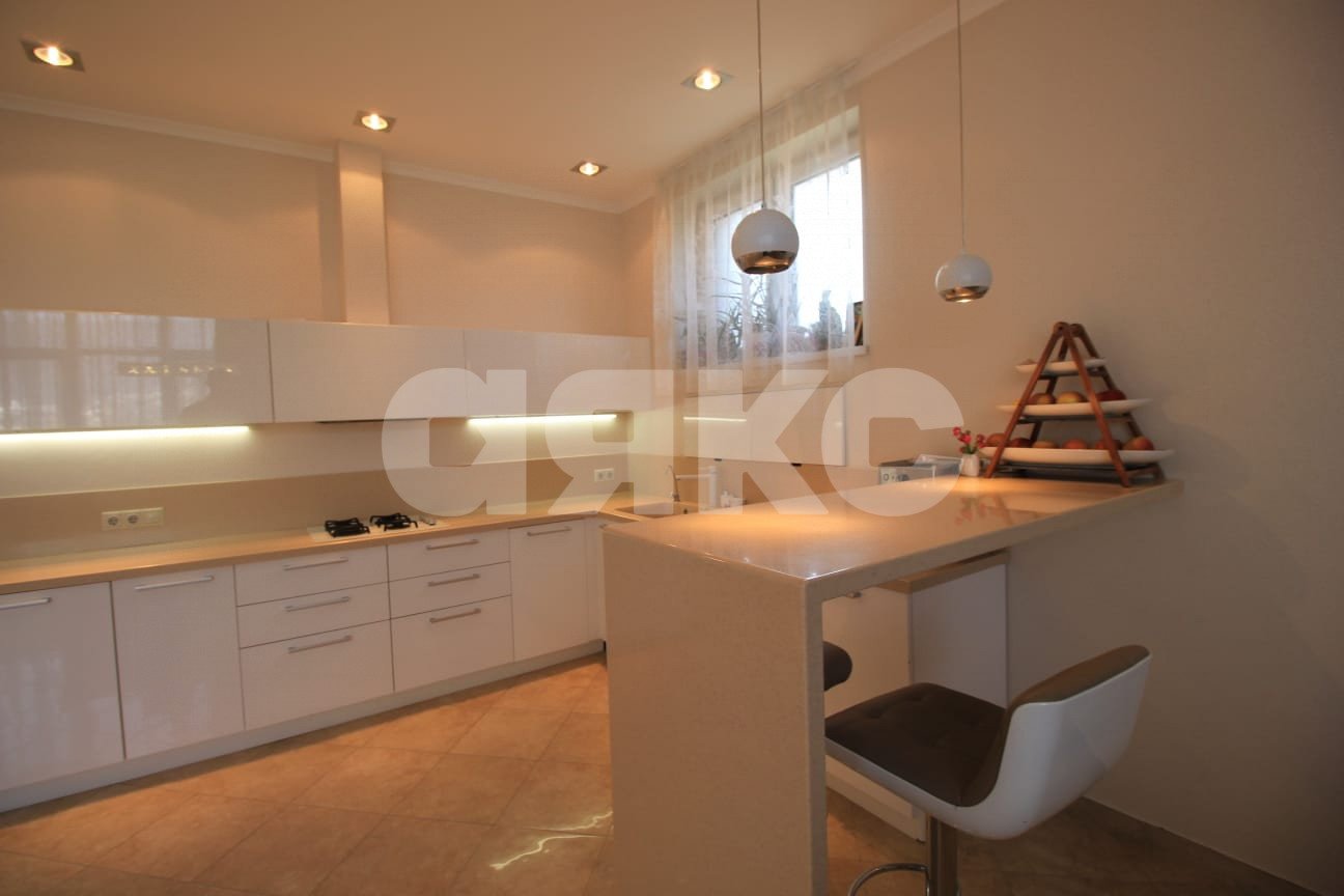 Фото №6: Дом 355 м² + 9 сот. - Барановка (Хостинский район), Хостинский, счт Самшит