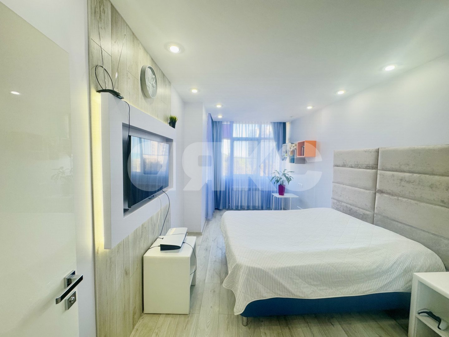 Фото №20: 3-комнатная квартира 120 м² - Сочи, Хостинский, мкр. Светлана, ул. Депутатская, 10