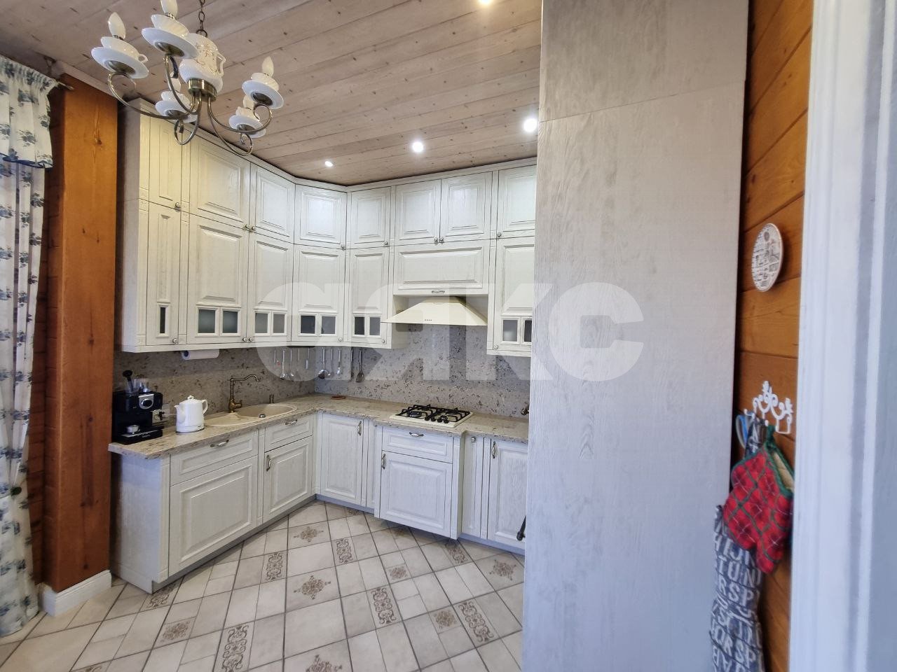 Фото №3: Дом 311 м² + 5.5 сот. - Верхневесёлое, р. Адлерский, ул. Ворошиловградская