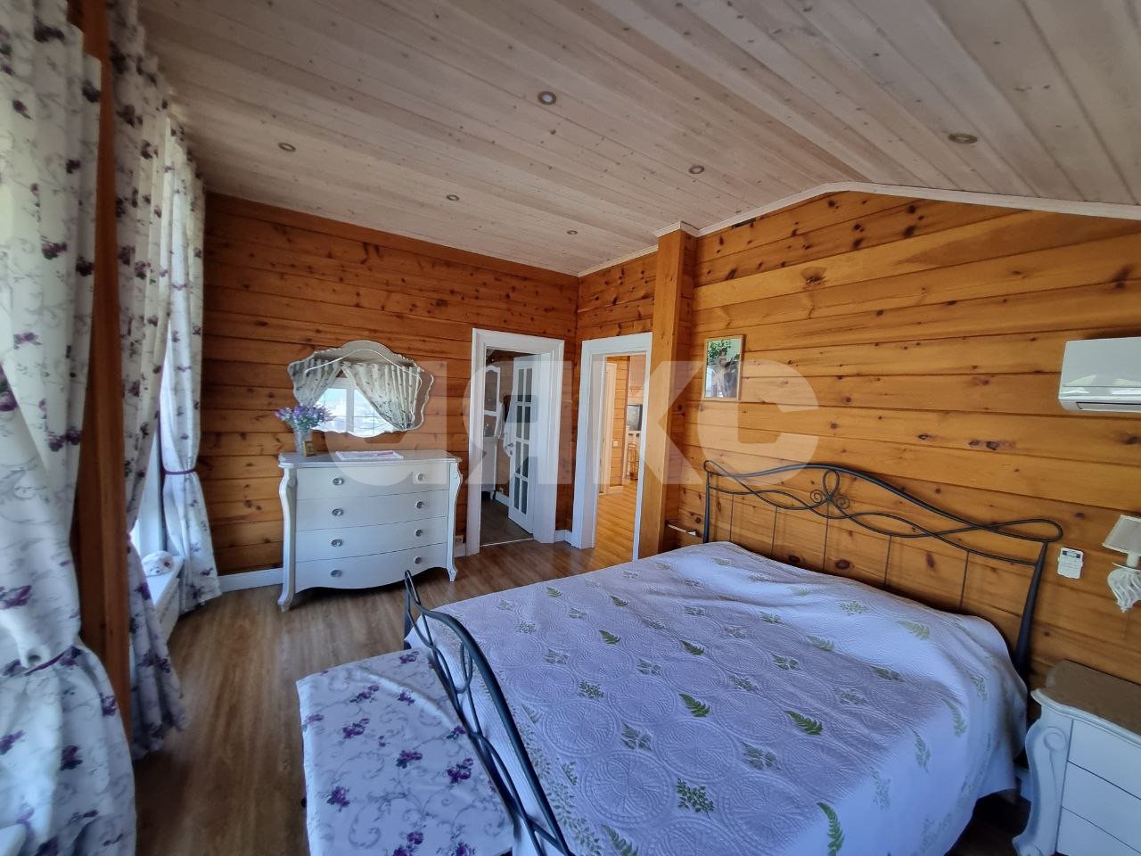 Фото №6: Дом 311 м² + 5.5 сот. - Верхневесёлое, р. Адлерский, ул. Ворошиловградская