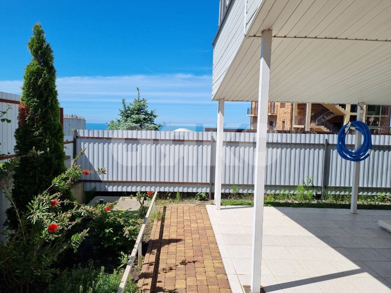 Фото №10: Дом 311 м² + 5.5 сот. - Верхневесёлое, р. Адлерский, ул. Ворошиловградская