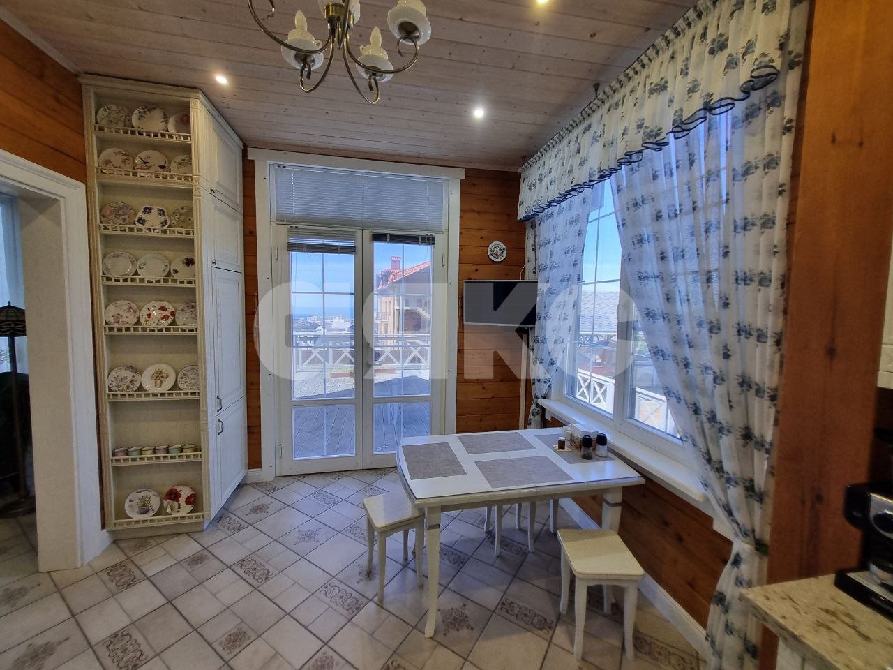 Фото №5: Дом 311 м² + 5.5 сот. - Верхневесёлое, р. Адлерский, ул. Ворошиловградская