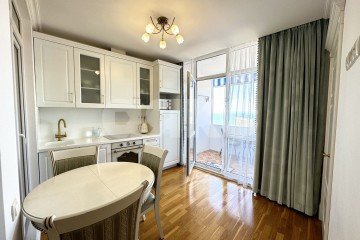 Фото №1: 2-комнатная квартира 55 м² - Сочи, мкр. Светлана, ул. Депутатская, 10