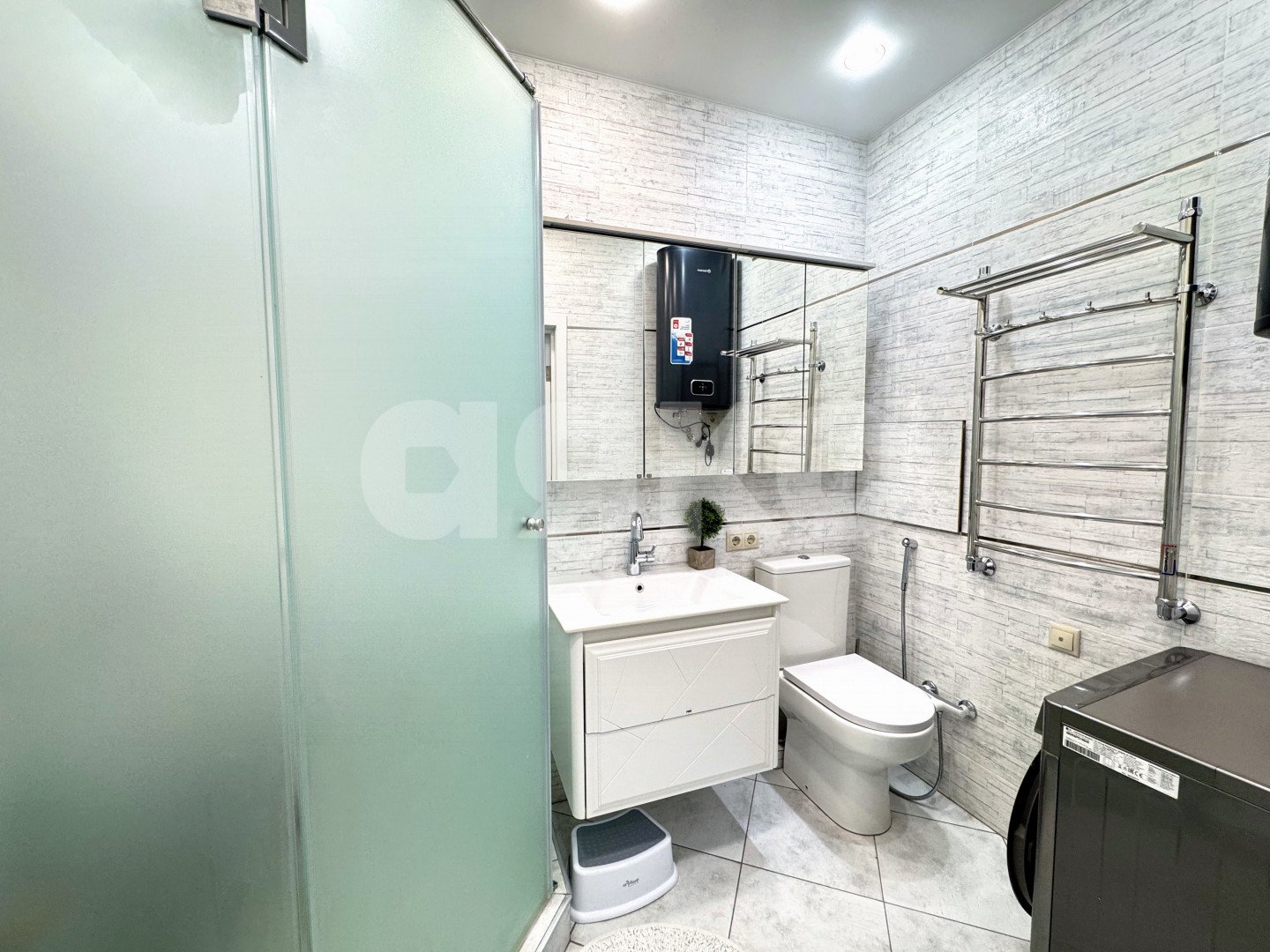 Фото №8: 2-комнатная квартира 45 м² - Сочи, Хостинский, мкр. Светлана, ул. Депутатская, 10