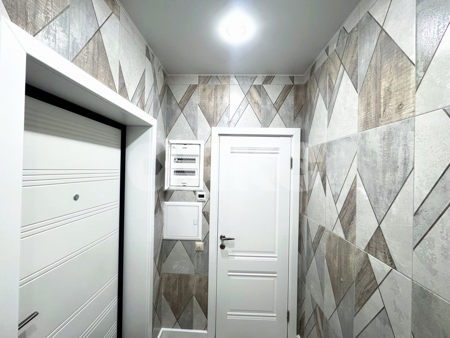 Фото №7: 2-комнатная квартира 45 м² - Сочи, Хостинский, мкр. Светлана, ул. Депутатская, 10