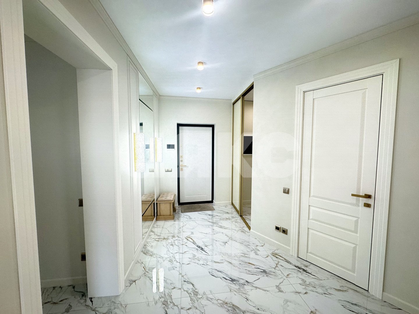 Фото №8: 3-комнатная квартира 120 м² - Сочи, Хостинский, мкр. Светлана, ул. Депутатская, 10