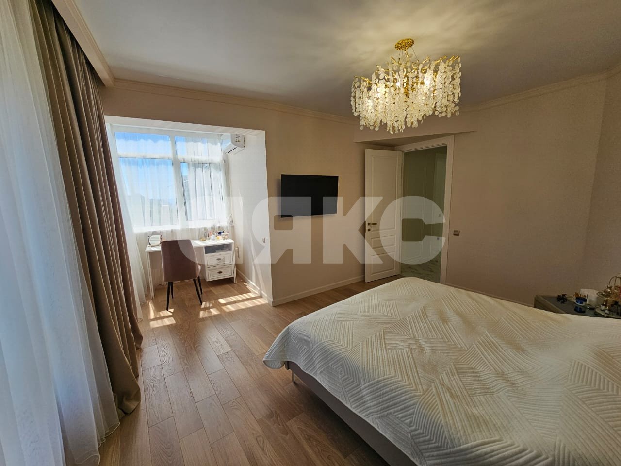 Фото №11: 3-комнатная квартира 120 м² - Сочи, Хостинский, мкр. Светлана, ул. Депутатская, 10