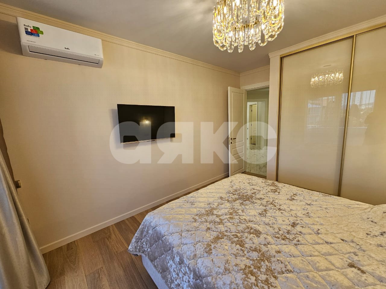 Фото №7: 3-комнатная квартира 120 м² - Сочи, Хостинский, мкр. Светлана, ул. Депутатская, 10