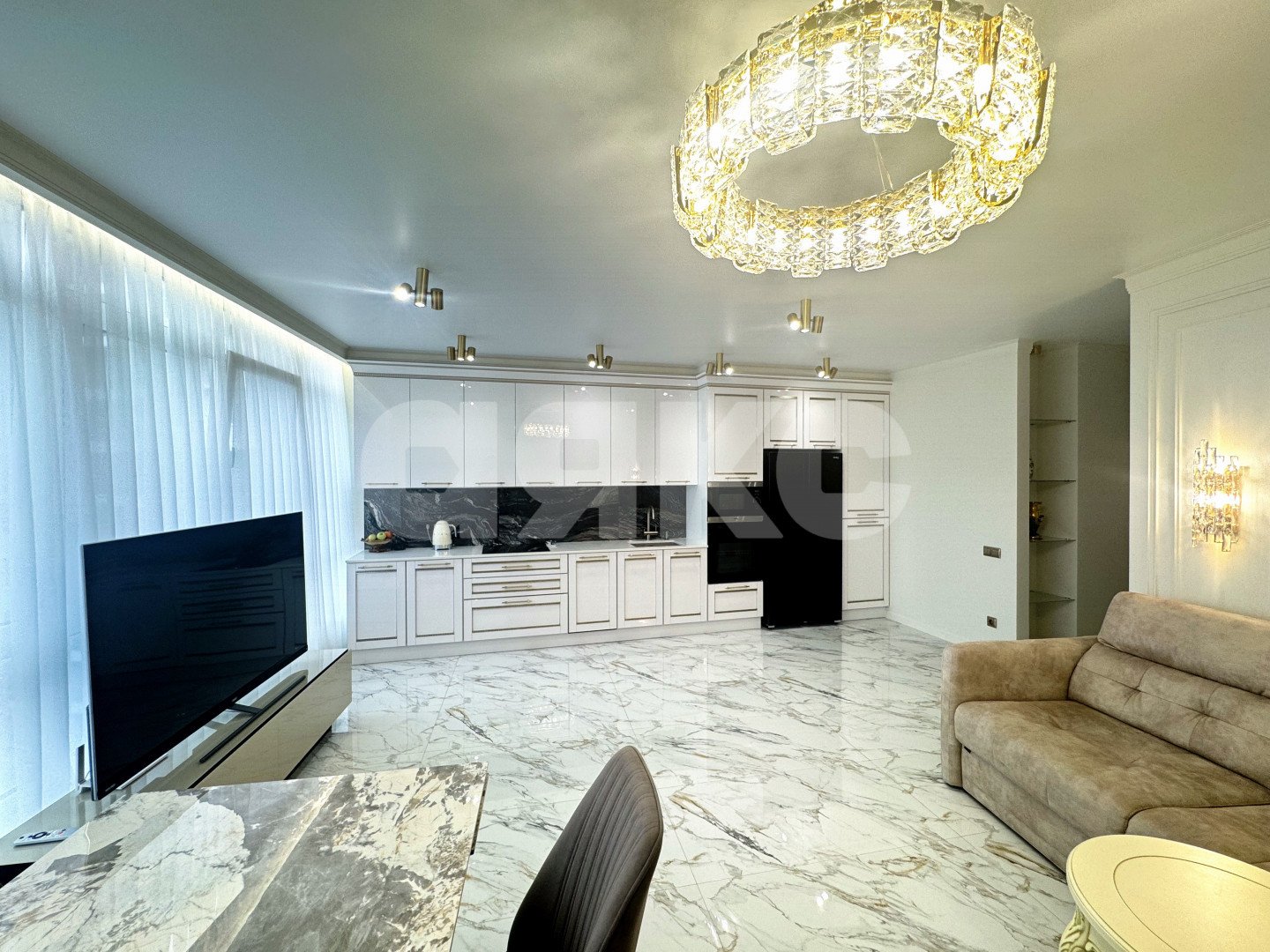 Фото №1: 3-комнатная квартира 120 м² - Сочи, Хостинский, мкр. Светлана, ул. Депутатская, 10