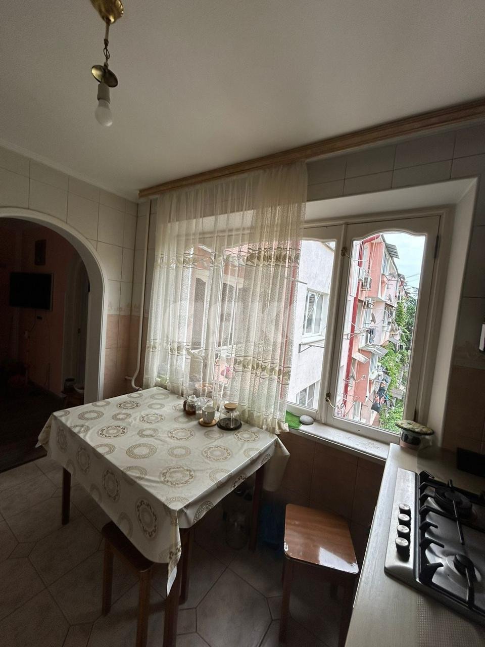 Фото №3: 4-комнатная квартира 80 м² - Сочи, Адлерский, Адлер, мкр. Голубые Дали, ул. Гастелло, 19