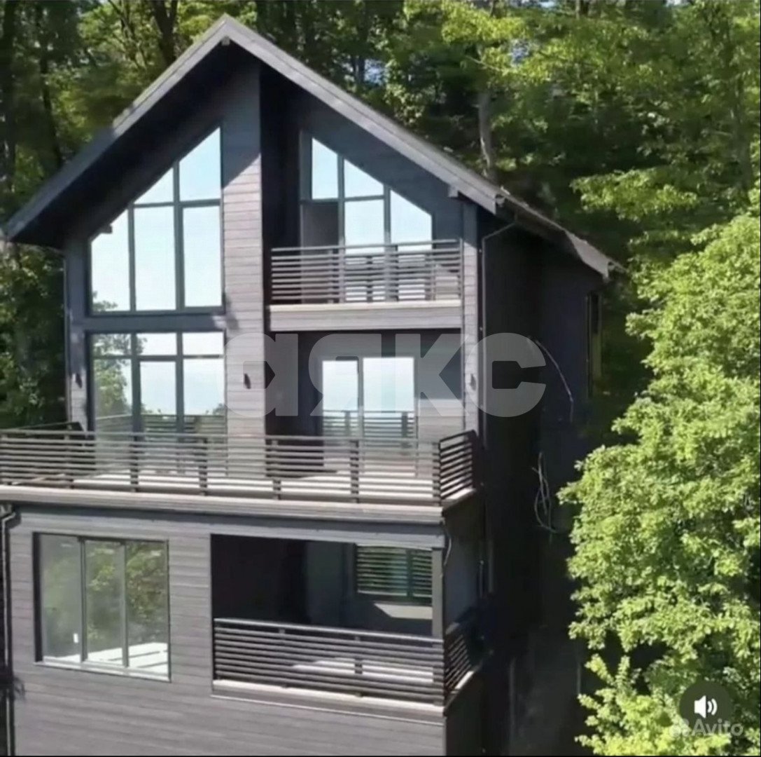 Фото №1: Дом 240 м² + 5 сот. - Сочи, р. Центральный, ул. Высокогорная, 4