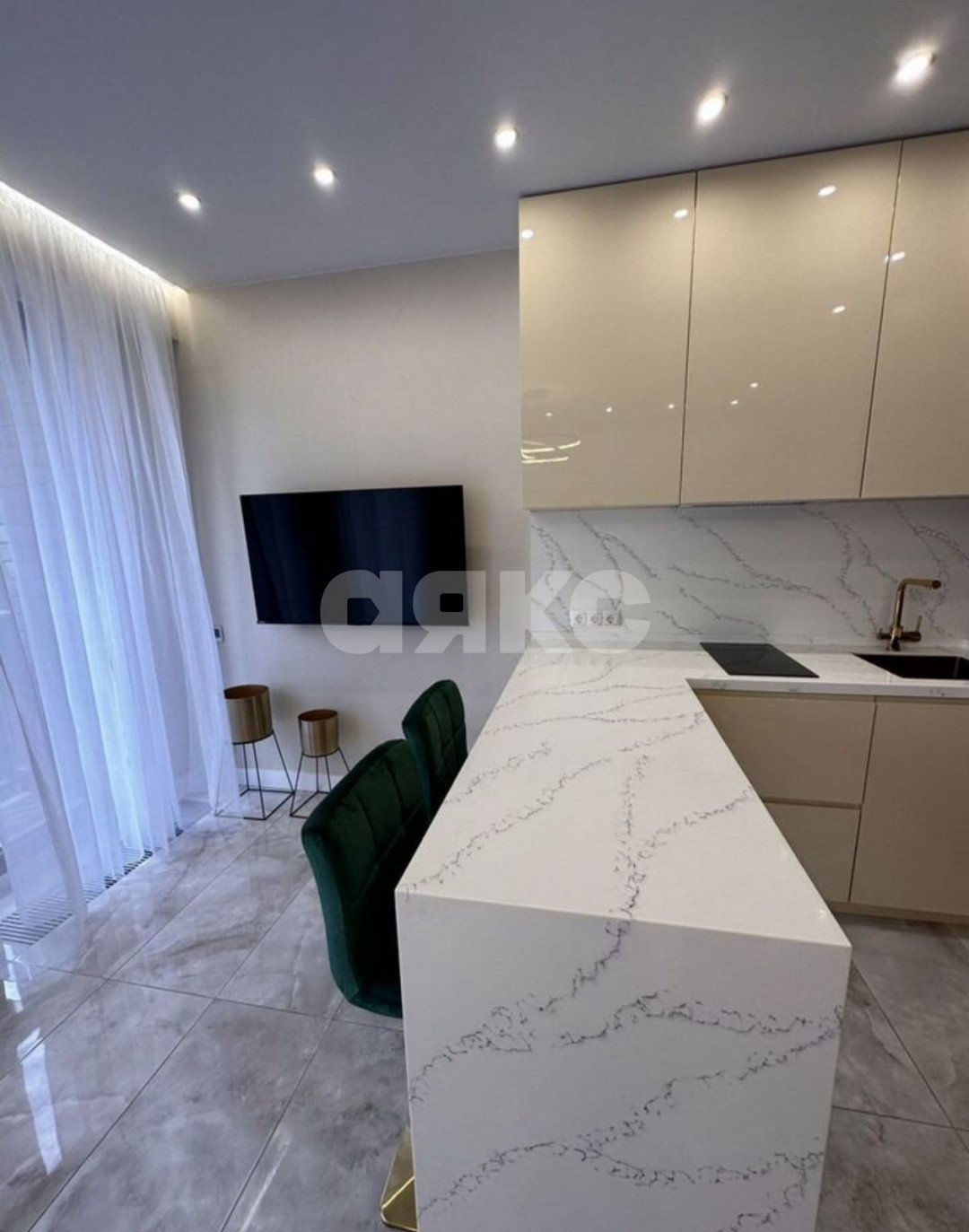 Фото №2: 1-комнатная квартира 32 м² - Сочи, Хостинский, Приморье, мкр. жилой комплекс Моравия, пр-кт Курортный, 96Г