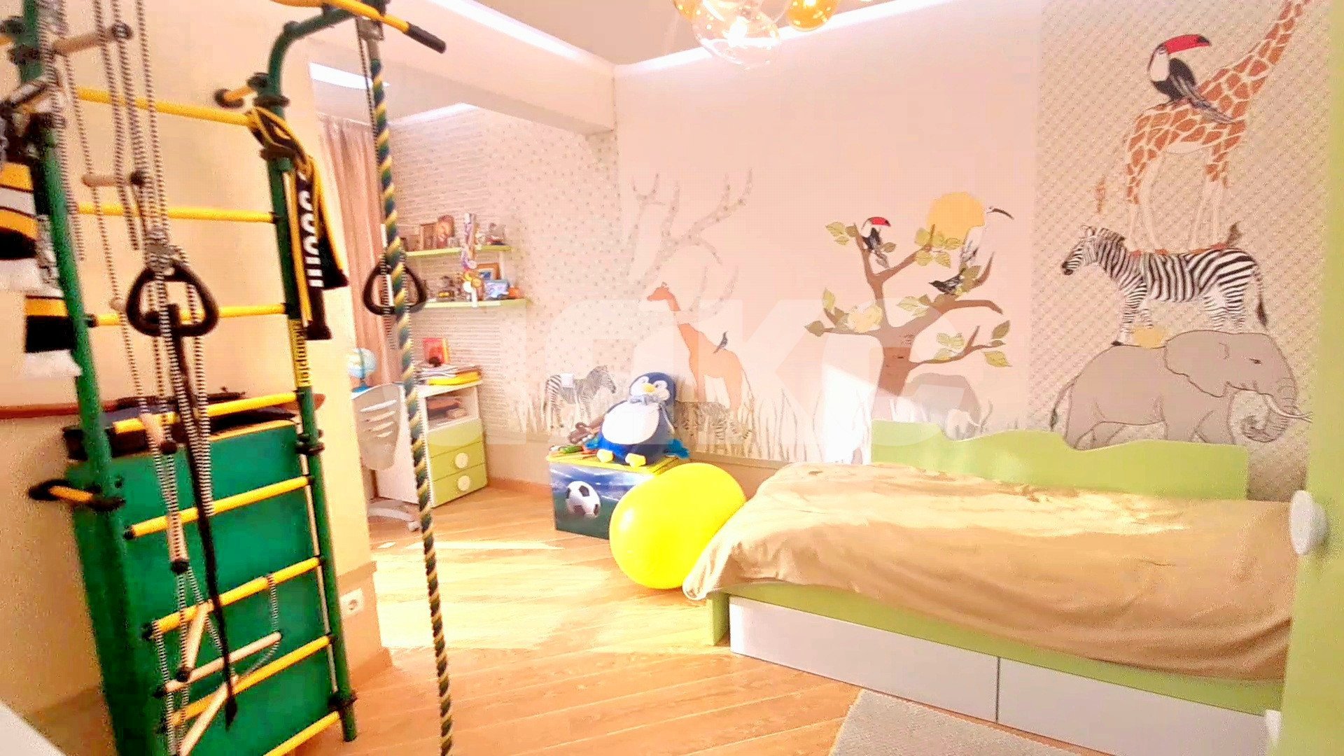 Фото №8: 4-комнатная квартира 120 м² - Сочи, р. Центральный, ул. Первомайская, 19