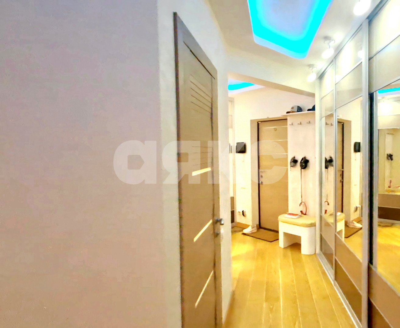 Фото №18: 4-комнатная квартира 120 м² - Сочи, р. Центральный, ул. Первомайская, 19