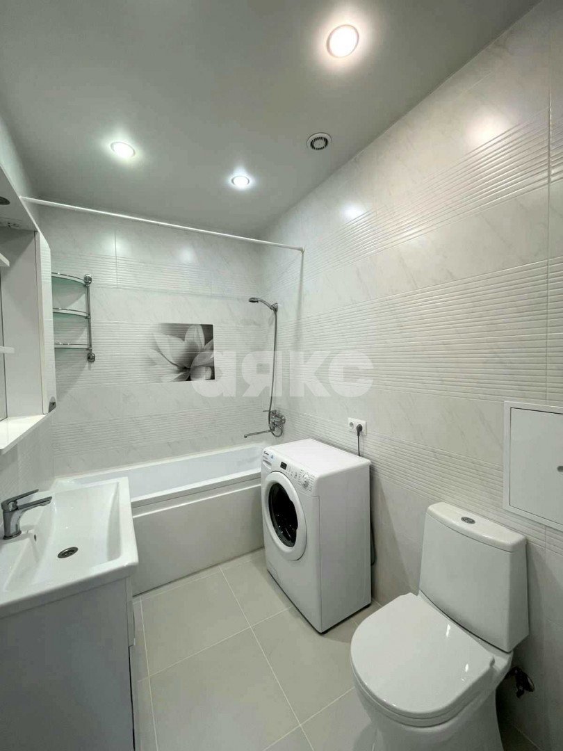 Фото №14: 2-комнатная квартира 52 м² - Сочи, Центральный, Гагарина, мкр. Новый Сочи, ул. Цюрупы, 32