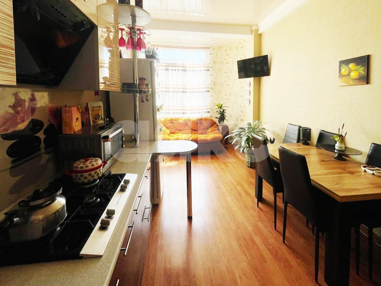 Фото №2: 1-комнатная квартира 43 м² - Сочи, Центральный, мкр. КСМ, ул. Пластунская, 167/13