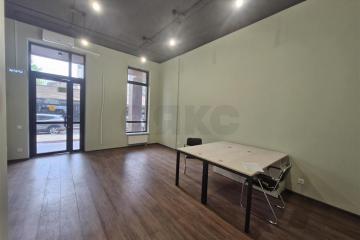 Фото №1: Коммерция 56 м² - Краснодар, мкр. Центральный внутригородской округ, ул. Колхозная, 5