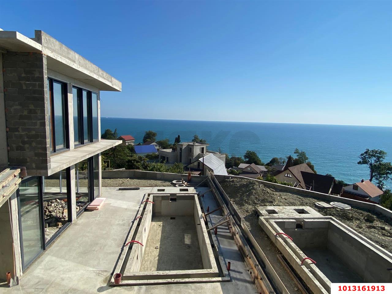 Фото №1: Дом 243 м² + 5 сот. - Сочи, Центральный, п. 73-й километр, ул. Ландышевая, 78Б