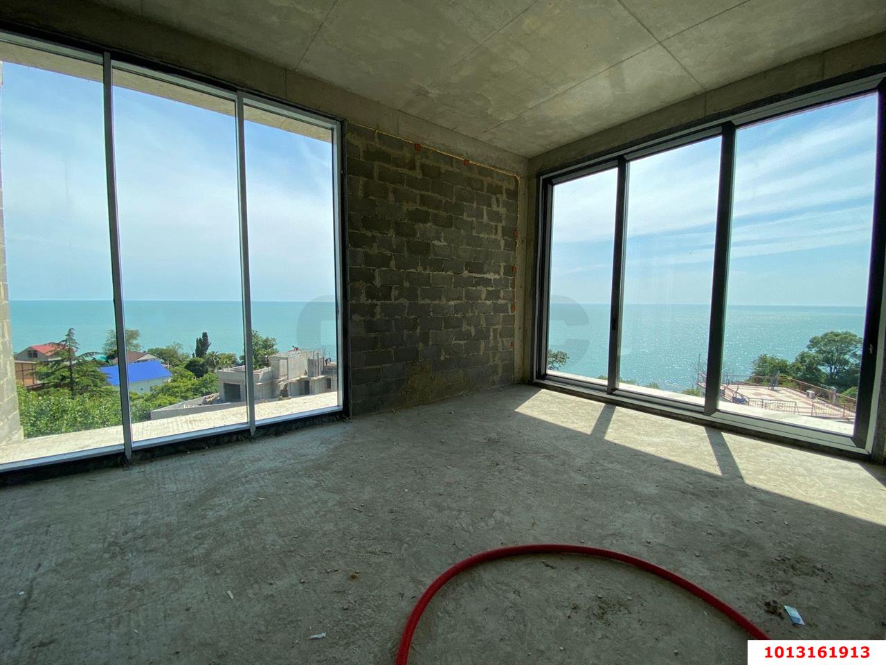 Фото №3: Дом 243 м² + 5 сот. - Сочи, Центральный, п. 73-й километр, ул. Ландышевая, 78Б