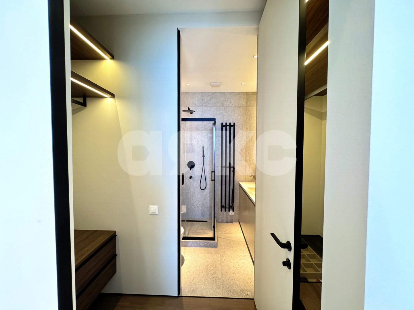 Фото №25: 3-комнатная квартира 175 м² - Сочи, Хостинский, мкр. Светлана, пр-кт Пушкина, 5А