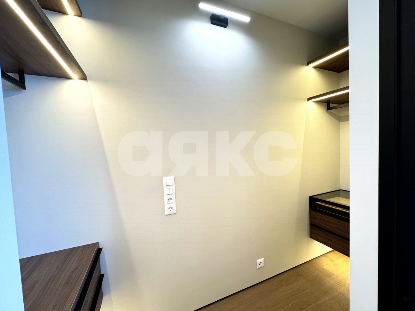 Фото №21: 3-комнатная квартира 175 м² - Сочи, Хостинский, мкр. Светлана, пр-кт Пушкина, 5А