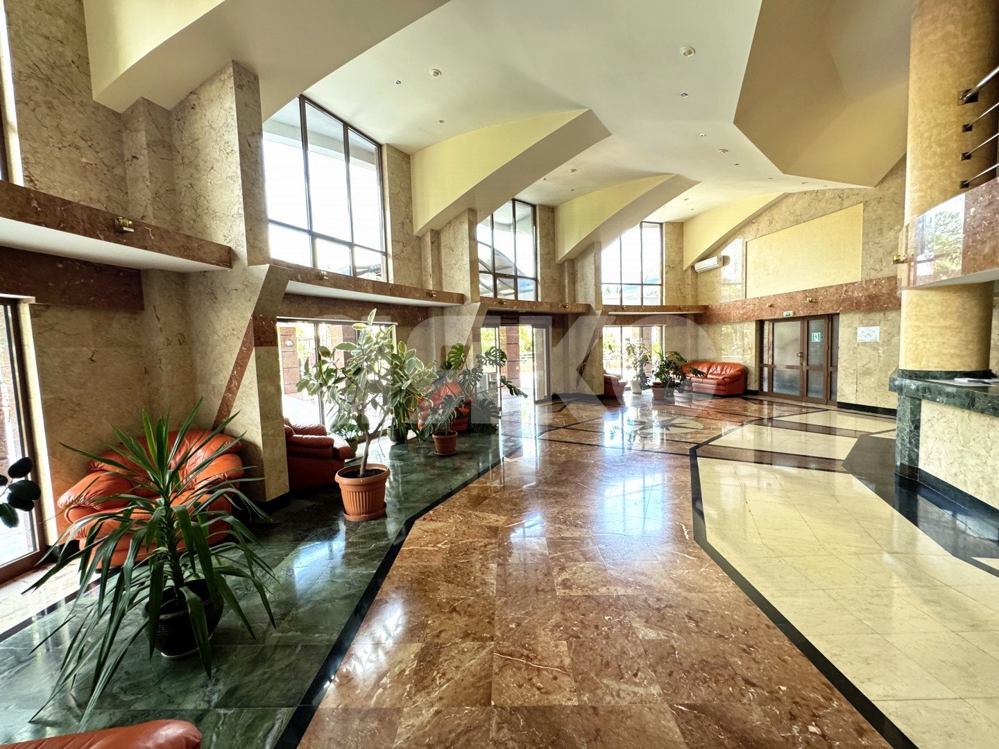 Фото №34: 3-комнатная квартира 175 м² - Сочи, Хостинский, мкр. Светлана, пр-кт Пушкина, 5А