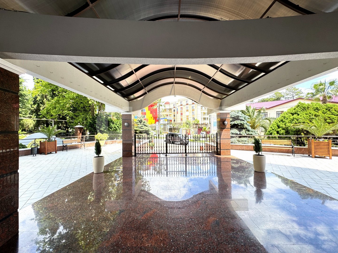 Фото №41: 3-комнатная квартира 175 м² - Сочи, Хостинский, мкр. Светлана, пр-кт Пушкина, 5А