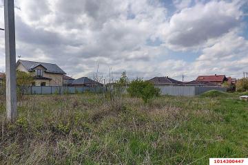 Фото №1: Земельный участок 8.4 сот. - Индустриальный, мкр. Дивный, 