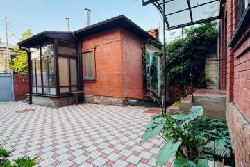 Фото №2: Дом 160 м² - Краснодар, мкр. Центральный, ул. Гимназическая, 46