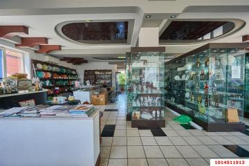 Фото №5: Коммерция 349 м² - Краснодар, мкр. Сельскохозяйственный Институт, ул. 1-я Линия, 35