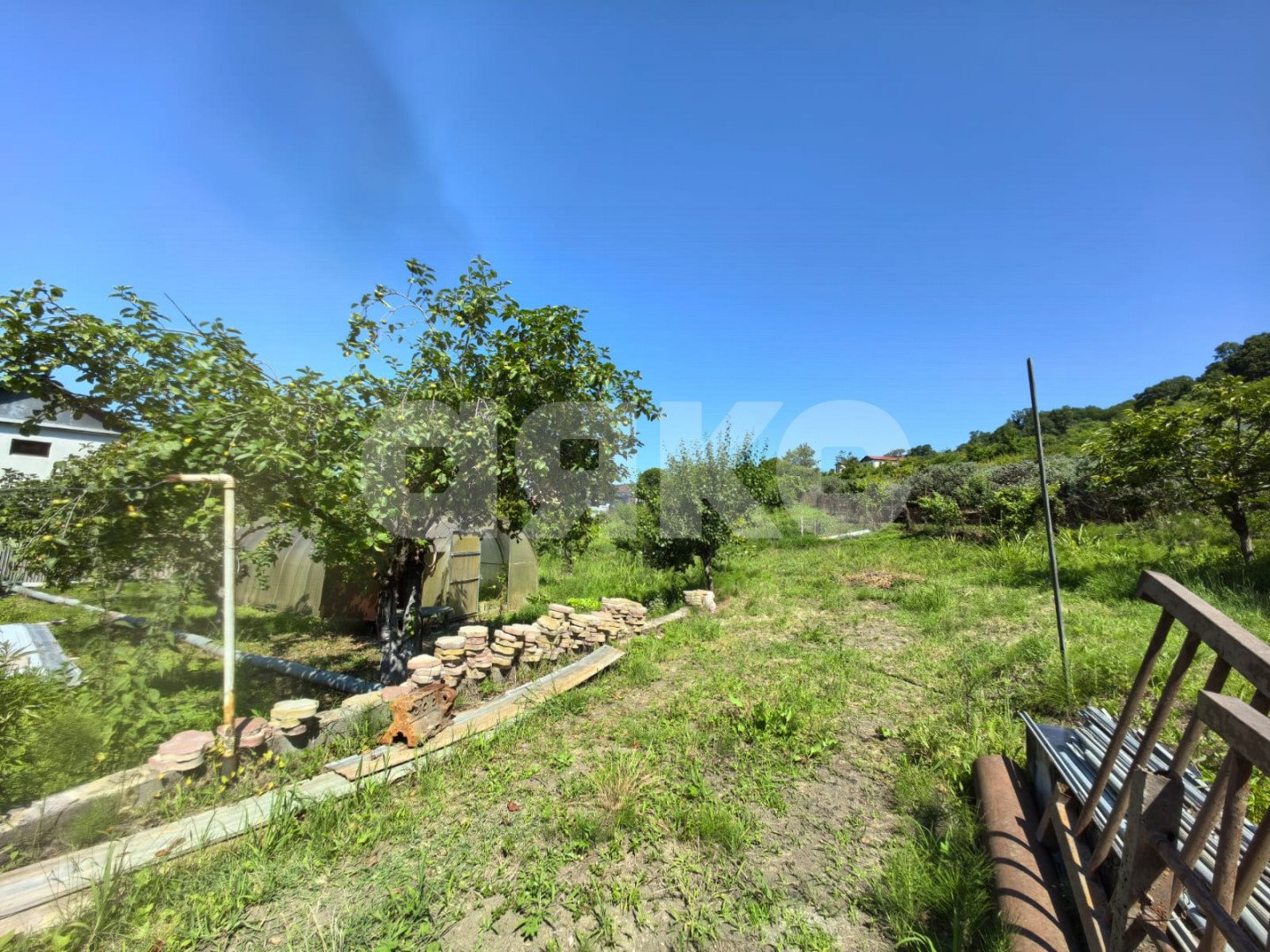 Фото №1: Личное подсобное хозяйство 8.2 сот. - Сочи, Лазаревский, п. Вардане, пер. Минеральный, 9