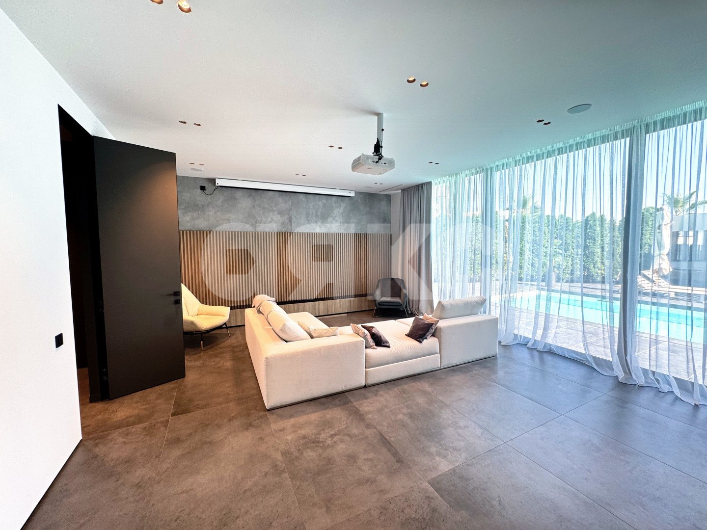 Фото №10: Дом 840 м² + 10 сот. - Сочи, Хостинский, Хоста, п. коттеджный  Горки-11, ул. Ручей Видный, 76