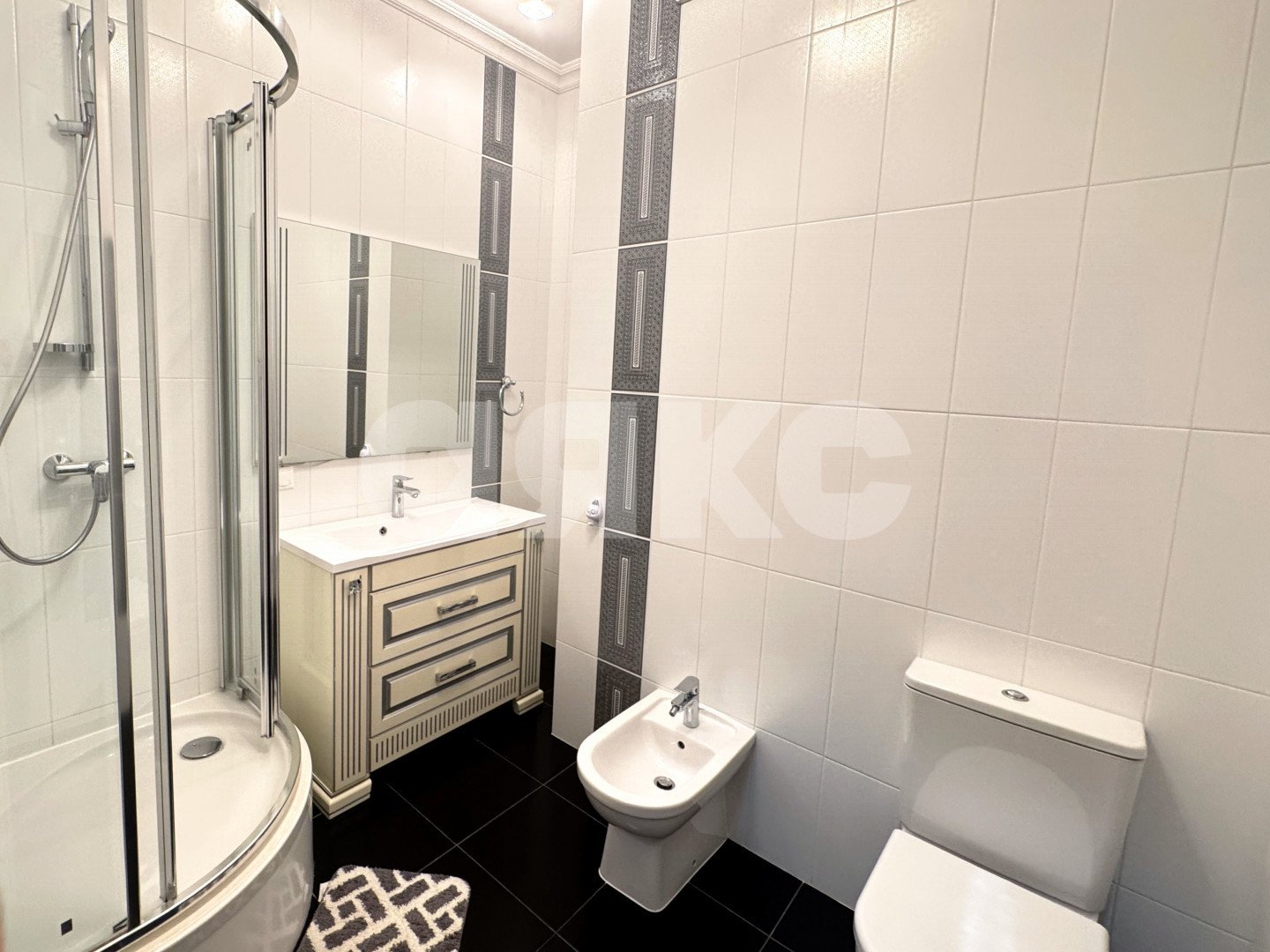 Фото №6: 3-комнатная квартира 120 м² - Сочи, Хостинский, мкр. Светлана, ул. Гагринская, 10