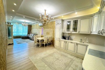 Фото №1: 3-комнатная квартира 120 м² - Сочи, мкр. Светлана, ул. Гагринская, 10