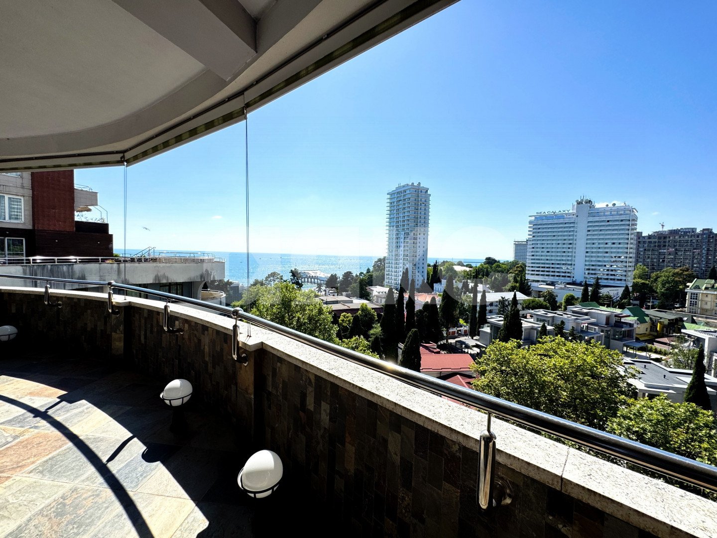 Фото №18: 3-комнатная квартира 200 м² - Сочи, Хостинский, мкр. Светлана, ул. Депутатская, 2