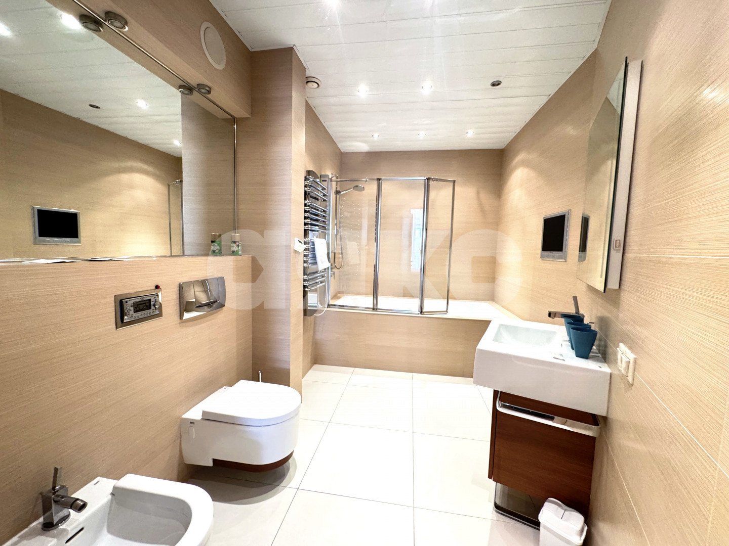 Фото №5: 3-комнатная квартира 180 м² - Сочи, Хостинский, мкр. Светлана, пр-кт Пушкина, 5А