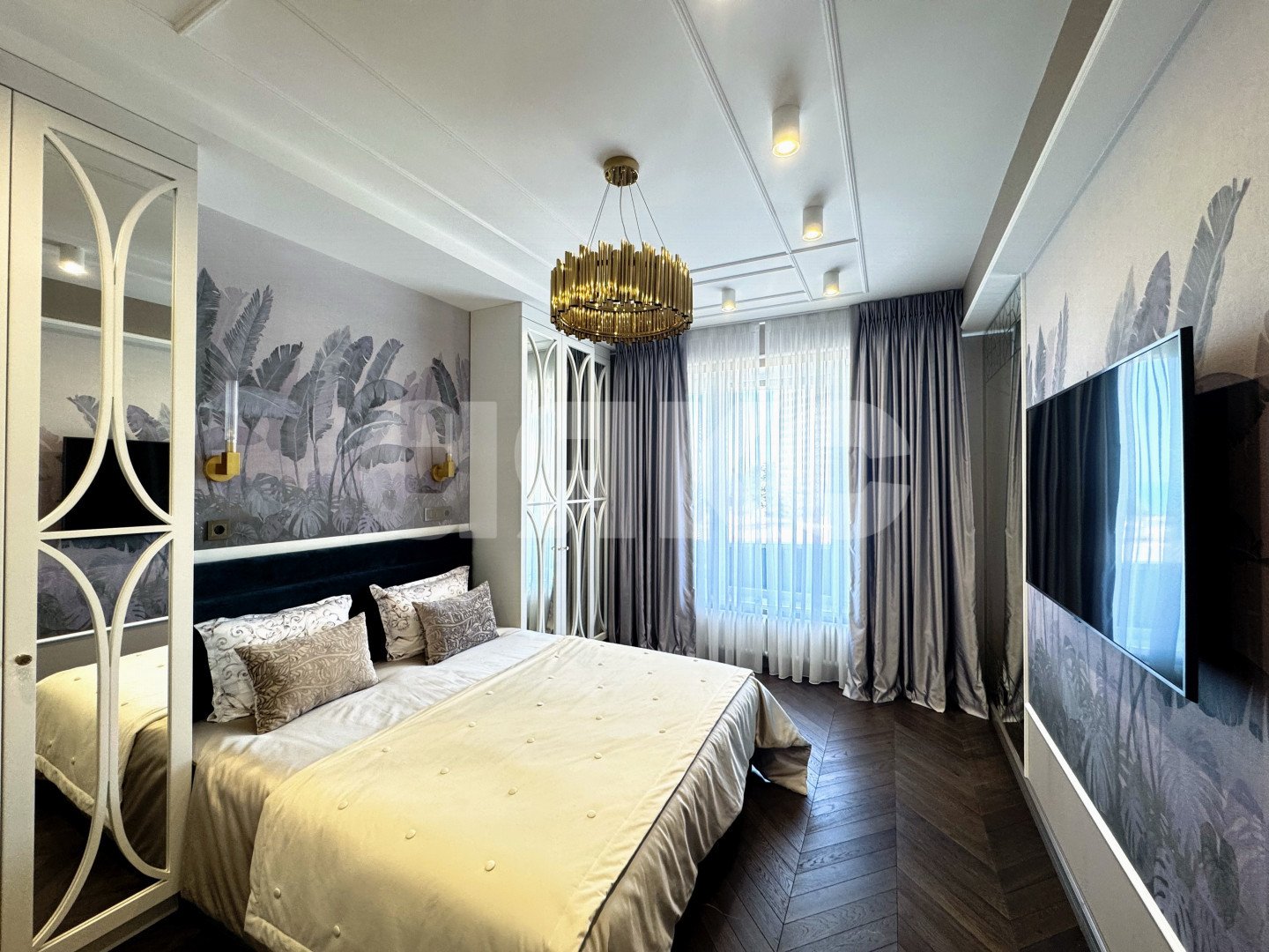 Фото №1: 3-комнатная квартира 130 м² - Сочи, Хостинский, мкр. Светлана, пр-кт Пушкина, 5А