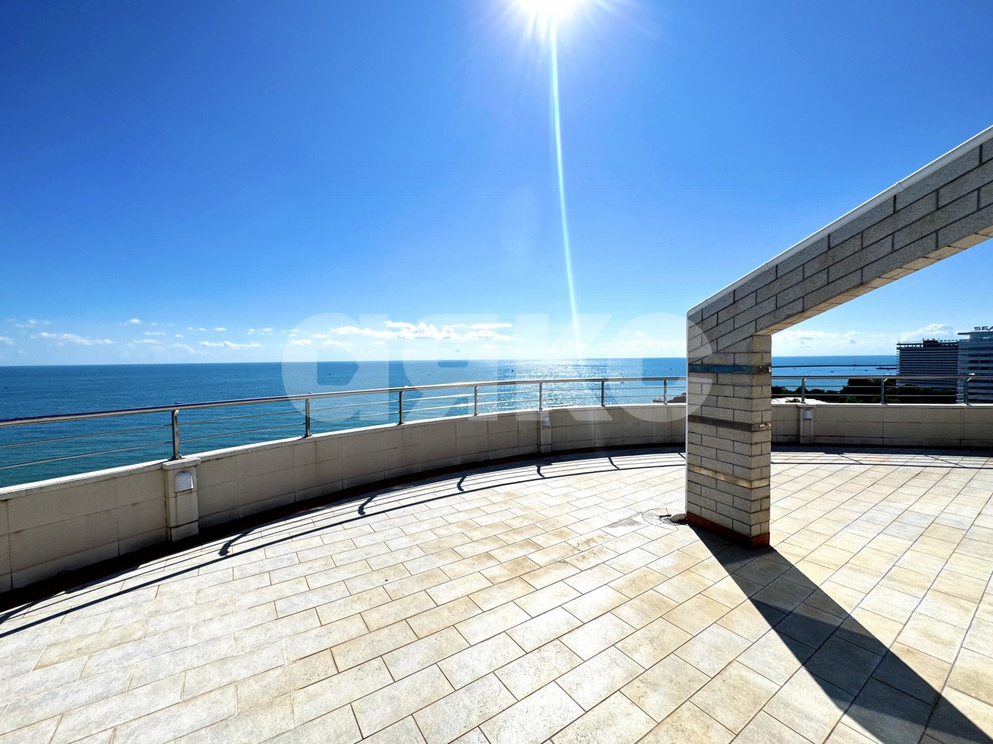 Фото №10: 5+-комнатная квартира 600 м² - Сочи, Хостинский, мкр. Светлана, ул. Депутатская, 2