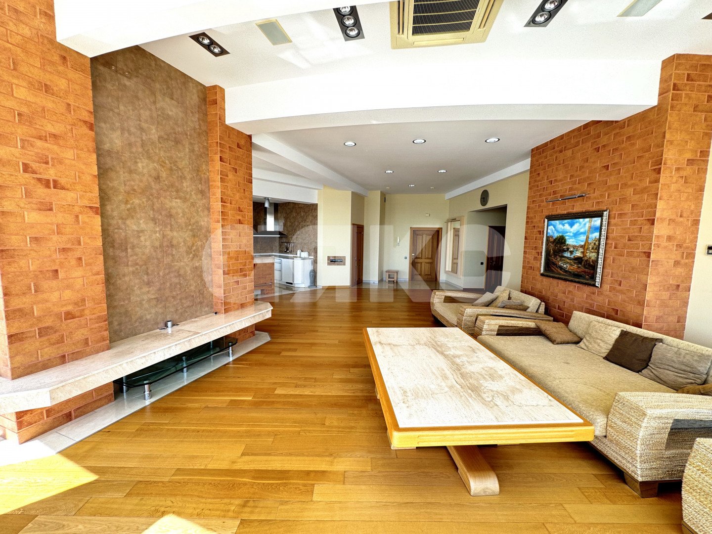 Фото №8: 5+-комнатная квартира 600 м² - Сочи, Хостинский, мкр. Светлана, ул. Депутатская, 2