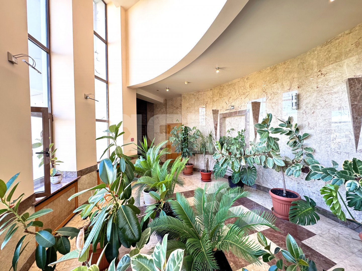 Фото №35: 5+-комнатная квартира 600 м² - Сочи, Хостинский, мкр. Светлана, ул. Депутатская, 2