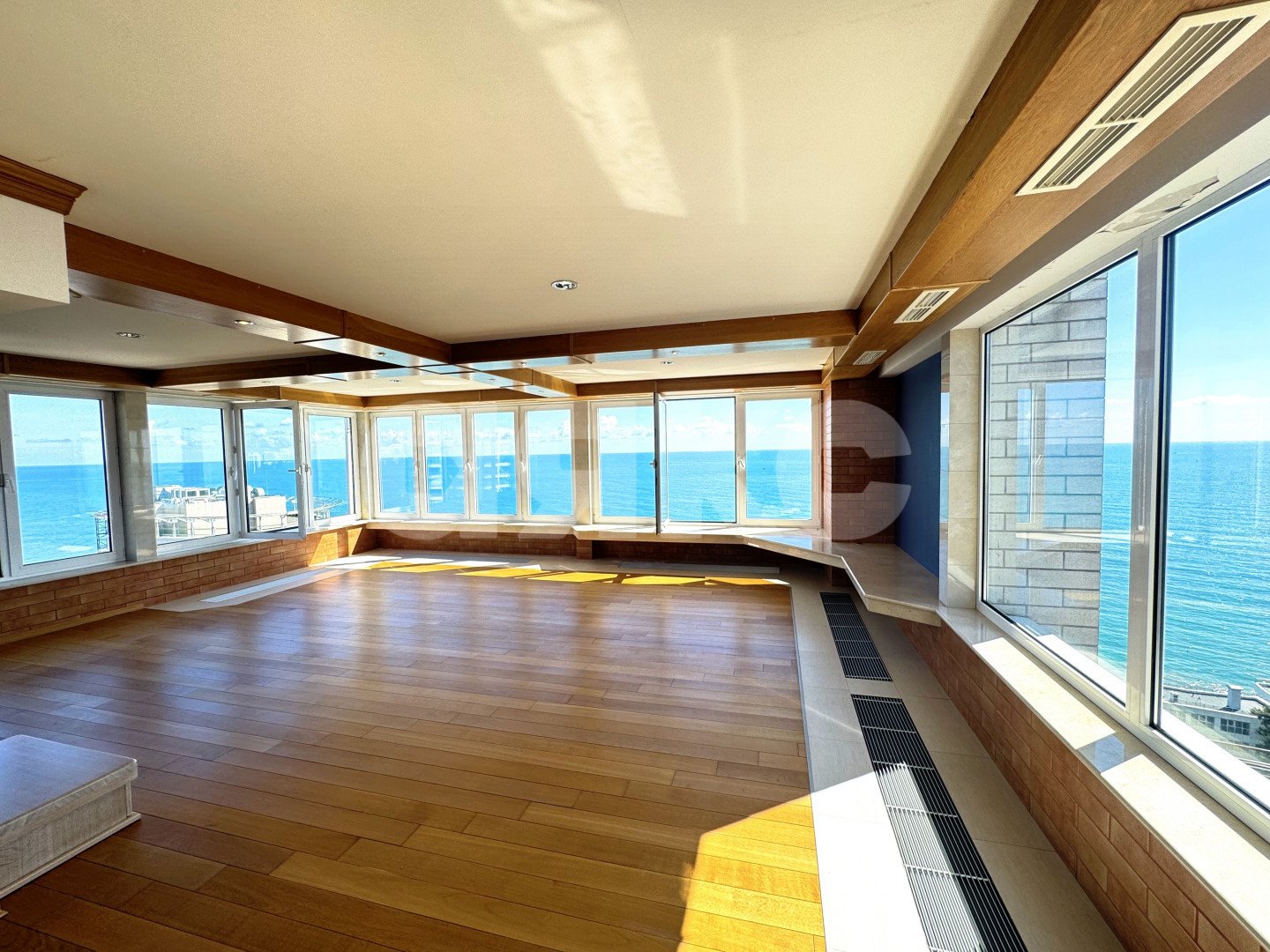 Фото №30: 5+-комнатная квартира 600 м² - Сочи, Хостинский, мкр. Светлана, ул. Депутатская, 2