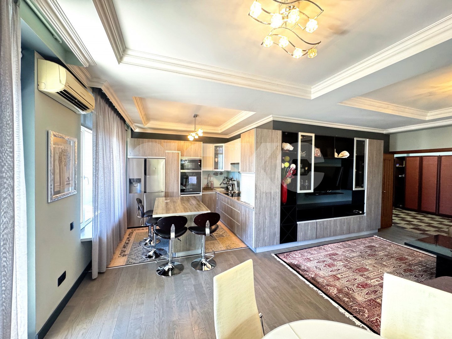 Фото №1: 2-комнатная квартира 130 м² - Сочи, Хостинский, мкр. Светлана, ул. Депутатская, 2