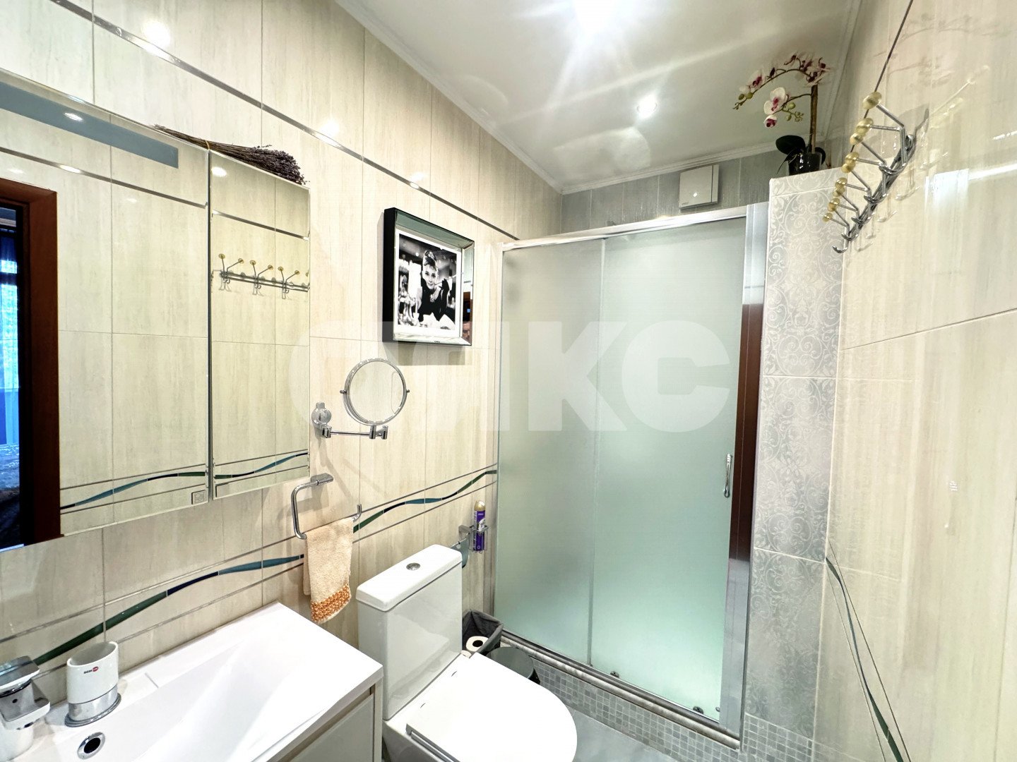 Фото №6: 2-комнатная квартира 130 м² - Сочи, Хостинский, мкр. Светлана, ул. Депутатская, 2