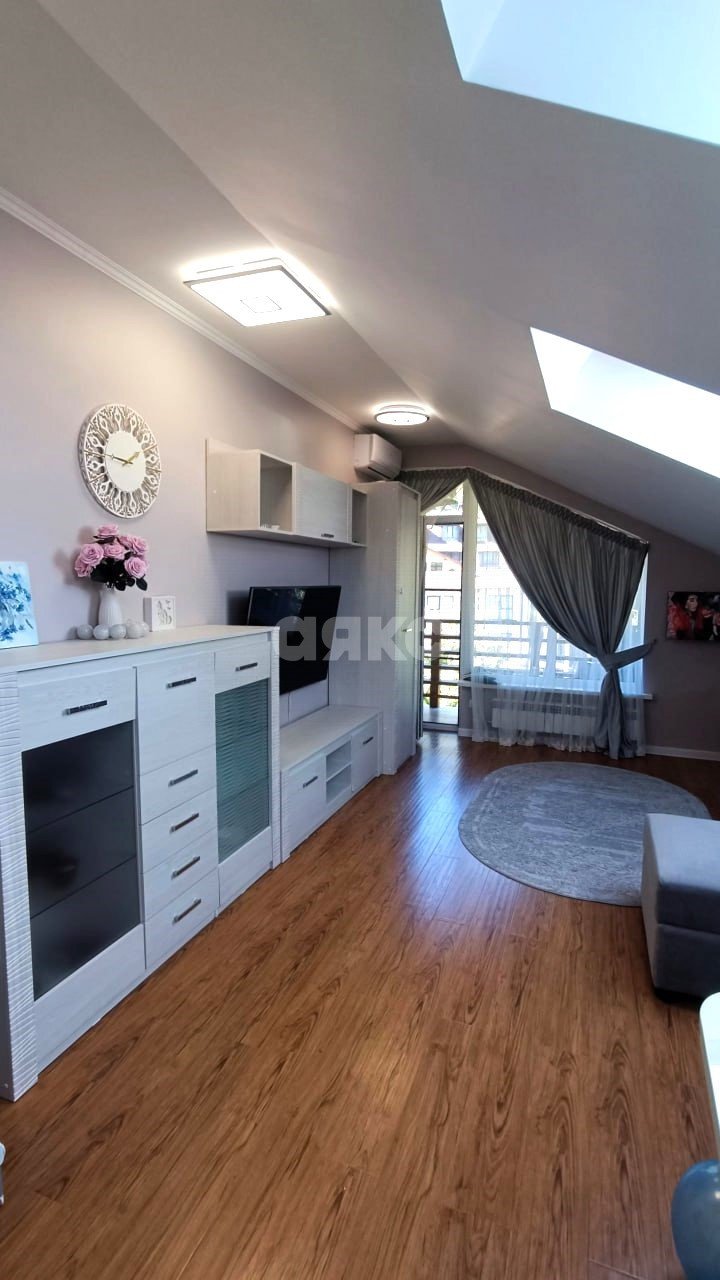 Фото №1: 1-комнатная квартира 69 м² - Красная Поляна, мкр. курорт Красная Поляна, ул. Защитников Кавказа, 104