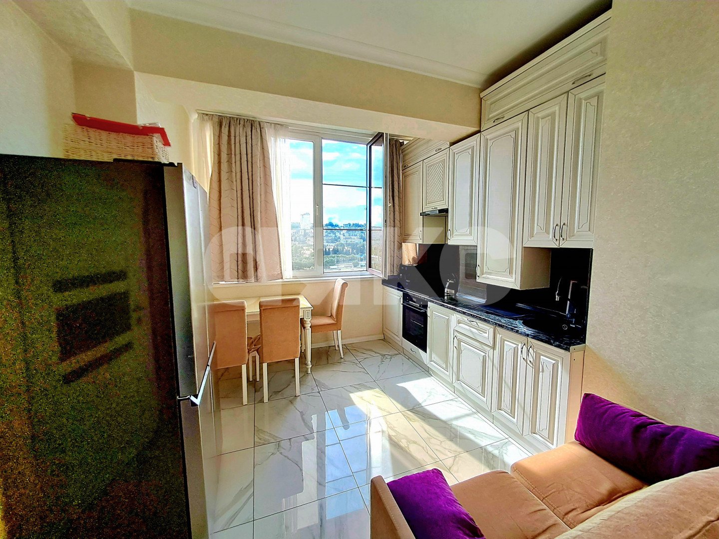 Фото №1: 1-комнатная квартира 44 м² - Сочи, Центральный, мкр. Ареда, ул. Пластунская, 34