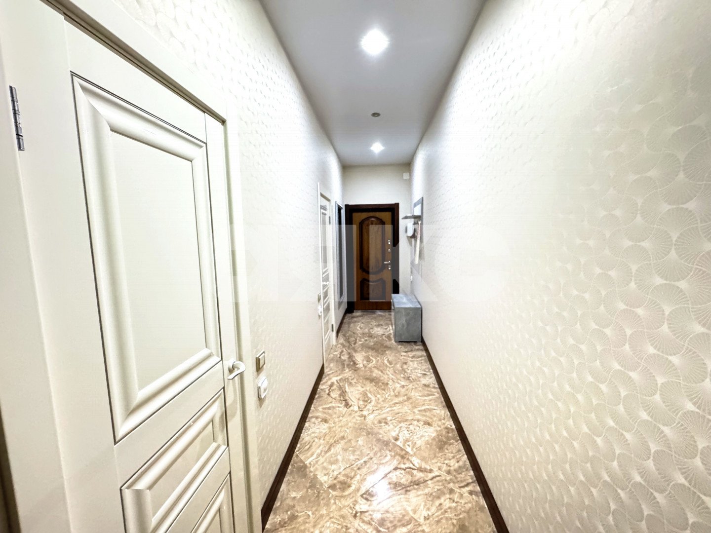 Фото №12: 1-комнатная квартира 65 м² - Сочи, Хостинский, мкр. Светлана, ул. Гагринская, 10