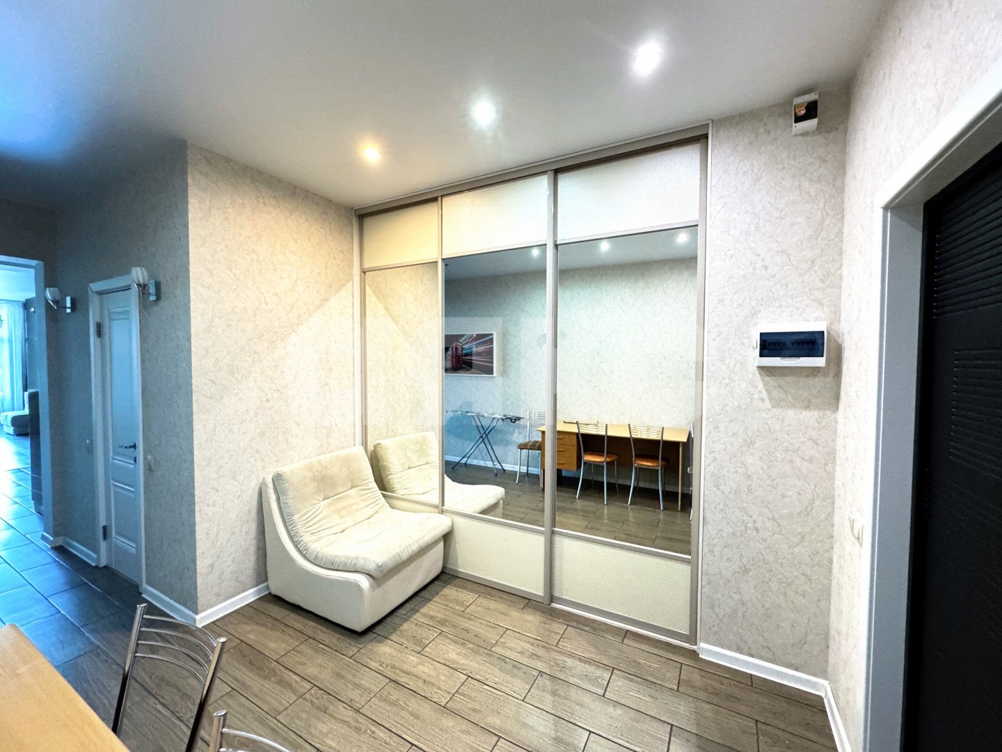 Фото №9: 2-комнатная квартира 107 м² - Сочи, Хостинский, мкр. Светлана, ул. Гагринская, 10