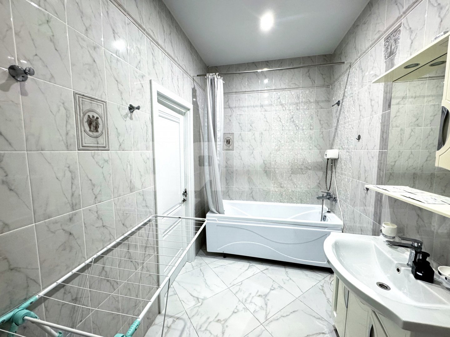 Фото №12: 2-комнатная квартира 107 м² - Сочи, Хостинский, мкр. Светлана, ул. Гагринская, 10