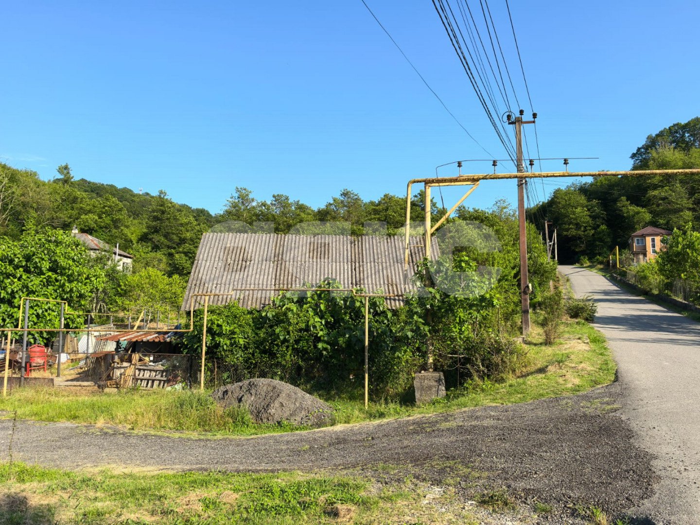 Фото №3: Личное подсобное хозяйство 6 сот. - Верхнеякорная Щель, р. Лазаревский, ул. Арташатская, 2
